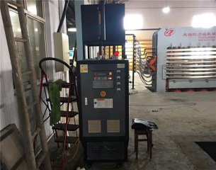 混合干燥機(jī)配導(dǎo)熱油爐加熱耗電嘛？